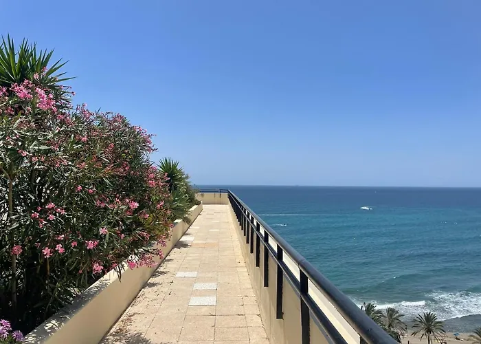 公寓 Centre Beachfront & Pool 马尔韦利亚