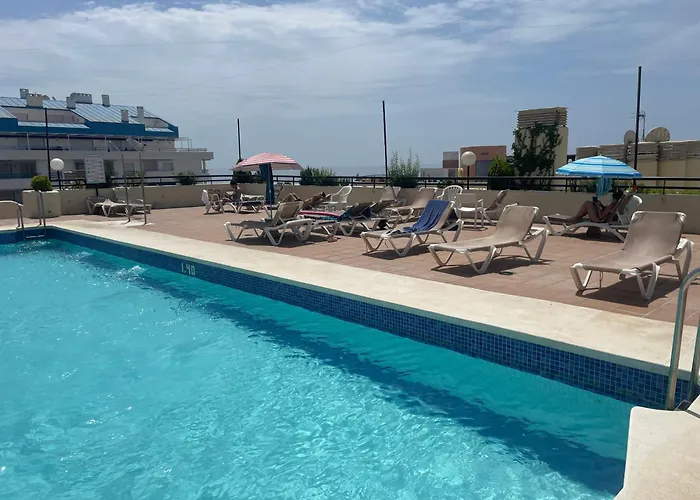 Centre Beachfront & Pool 公寓 *