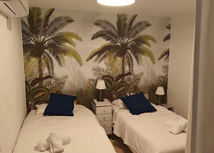 公寓 Centre Beachfront & Pool