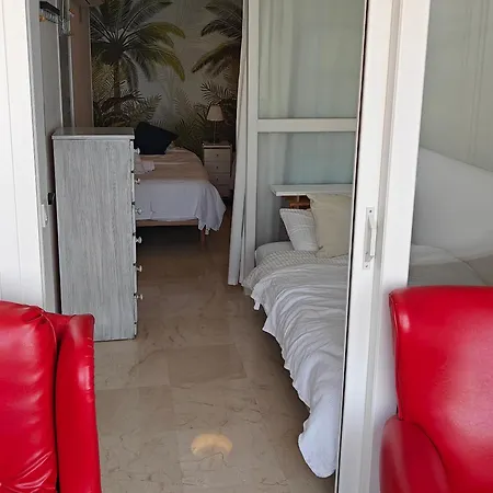 Centre Beachfront & Pool Marbella